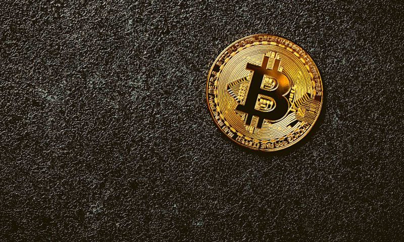 bitcoin’s-hot-supply-drops-50%-in-3-months-–-bullish-or-bearish-signal?