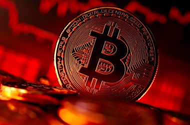 bitcoin-funds-trade-at-discount-as-premiums-turn-negative