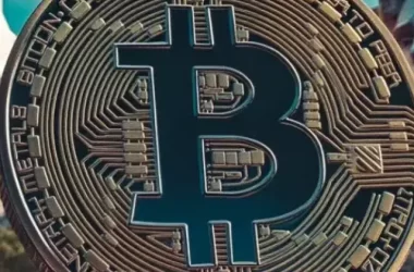 bitcoin-in-retirement-plans?-sen.-tuberville-revives-crypto-bill