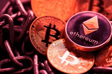 eth-dips-into-undervaluation-zone,-is-altseason-around-the-corner?