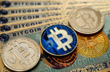 bitcoin-price-crash-trigger-to-$96,000:-the-head-and-shoulders-pattern-that’s-forming