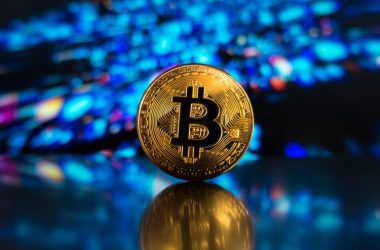 crypto-analyst-says-this-bitcoin-top-signal-hasn’t-gone-off-yet-—-what-to-know