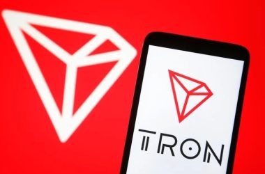 trx-price-up-as-tron-rolls-out-the-red-carpet-for-trump-backed-stablecoin