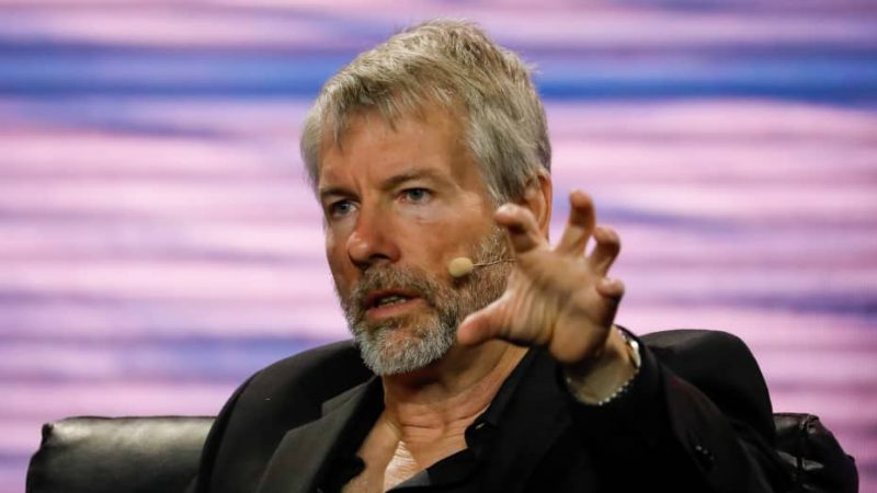 michael-saylor-pitches-bitcoin-treasury-to-pakistan-finance-officials