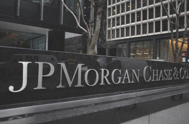 jp-morgan-to-launch-jpmd-coin-on-base:-here’s-what-you-need-to-know