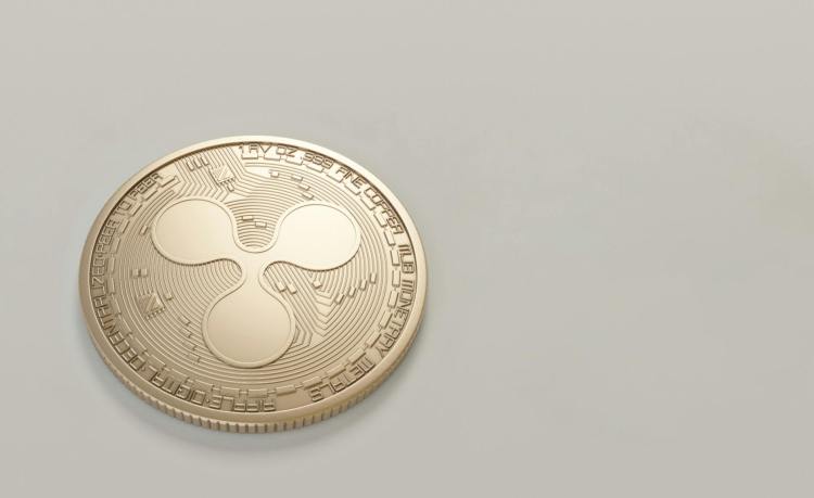 xrp-price-at-risk-of-20%-crash-to-$1.55-if-this-level-fails-to-hold