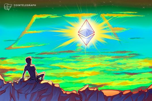 investors-pour-$727m-into-spot-ether-etfs-as-altcoins-pump