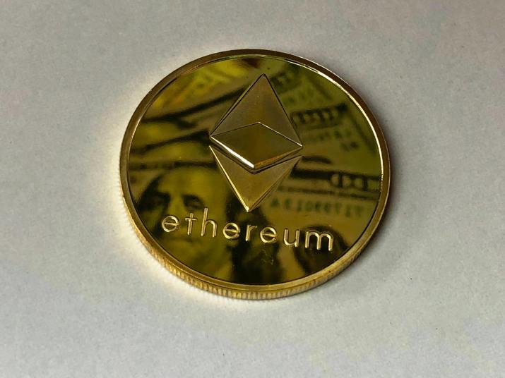 ethereum-nears-$4,400-resistance-as-binance-inflows-spark-short-term-caution