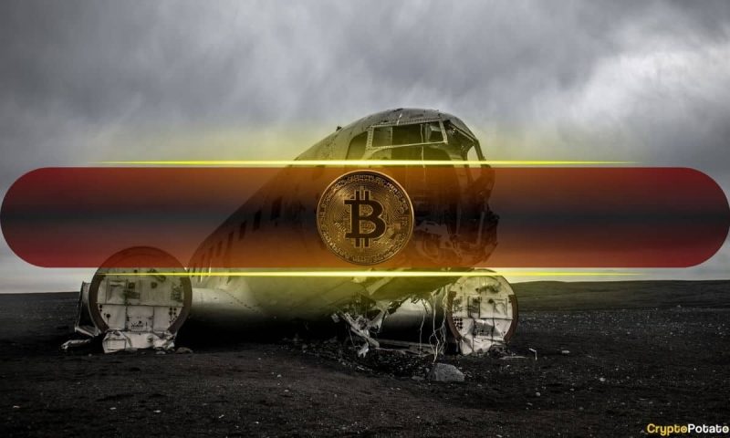 $300m-in-longs-liquidated-in-1-hour:-bitcoin-crashes,-ethereum-rejected-at-$5k
