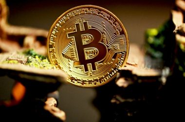 bitcoin-breaks-above-mid-term-holder-breakeven-–-is-a-fresh-rally-brewing?