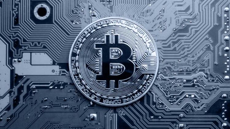 fundstrat’s-tom-lee-sees-bitcoin-tripling,-ether-rising-5x-by-year-end
