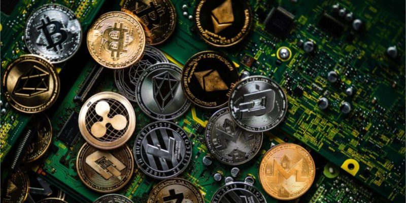 altcoins-today:-bnb-tops-$1,300-all-time-high,-cake-extends-rally,-sol-eyes-$250