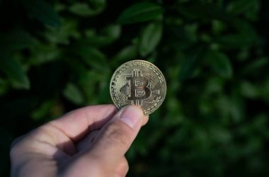 bitcoin-buyers-dominate-on-binance-as-cvd-confirmation-nears-0.9,-signaling-$130k-target-zone