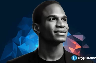 arthur-hayes’-family-office-seeks-$250m-for-crypto-buyout-fund:-bloomberg