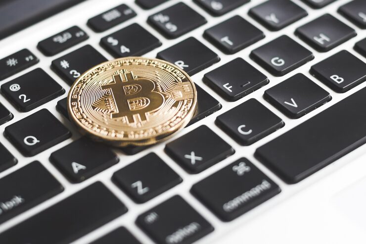 investors-pile-in-after-bitcoin’s-decline-—-here’s-what-it-could-mean