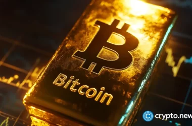 why-is-crypto-up-today?-gold-crash-fuels-bitcoin’s-gains