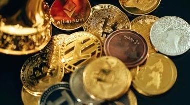 spot-xrp,-solana,-and-litecoin-etfs-may-launch-in-next-two-weeks,-expert-speculates